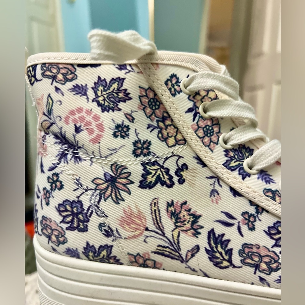 Universal Thread Platform Sneakers - image 2